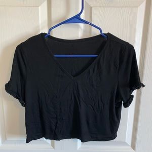 SHEIN: Women’s V-neck, ruffled sleeve crop top